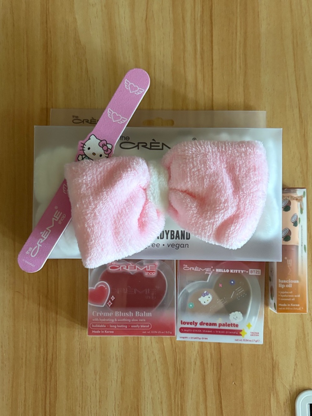 Crème Shop Hello Kitty Bundle